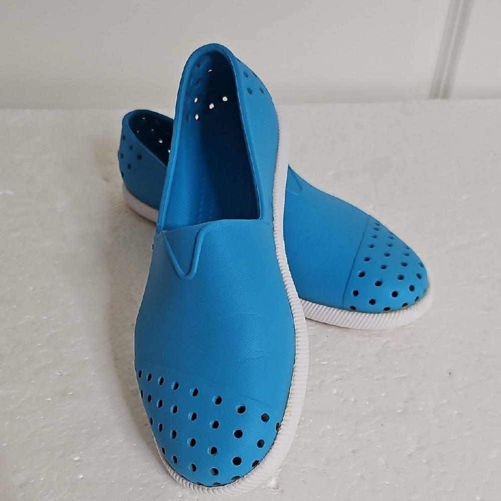 NATIVE Women's Waterproof Shoes